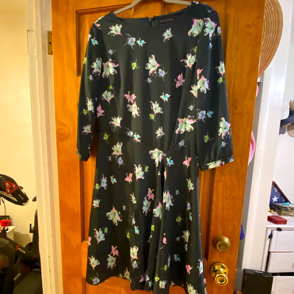 Banana republic silk flower dress